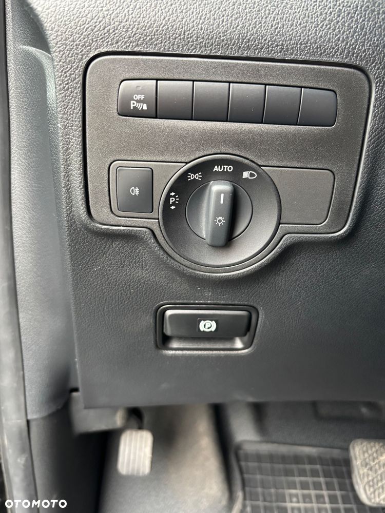 Mercedes-Benz Vito - 27