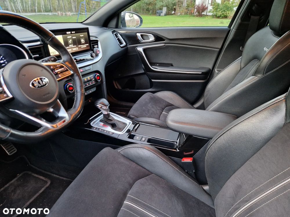 Kia ProCeed 1.6 CRDi GT Line DCT - 18