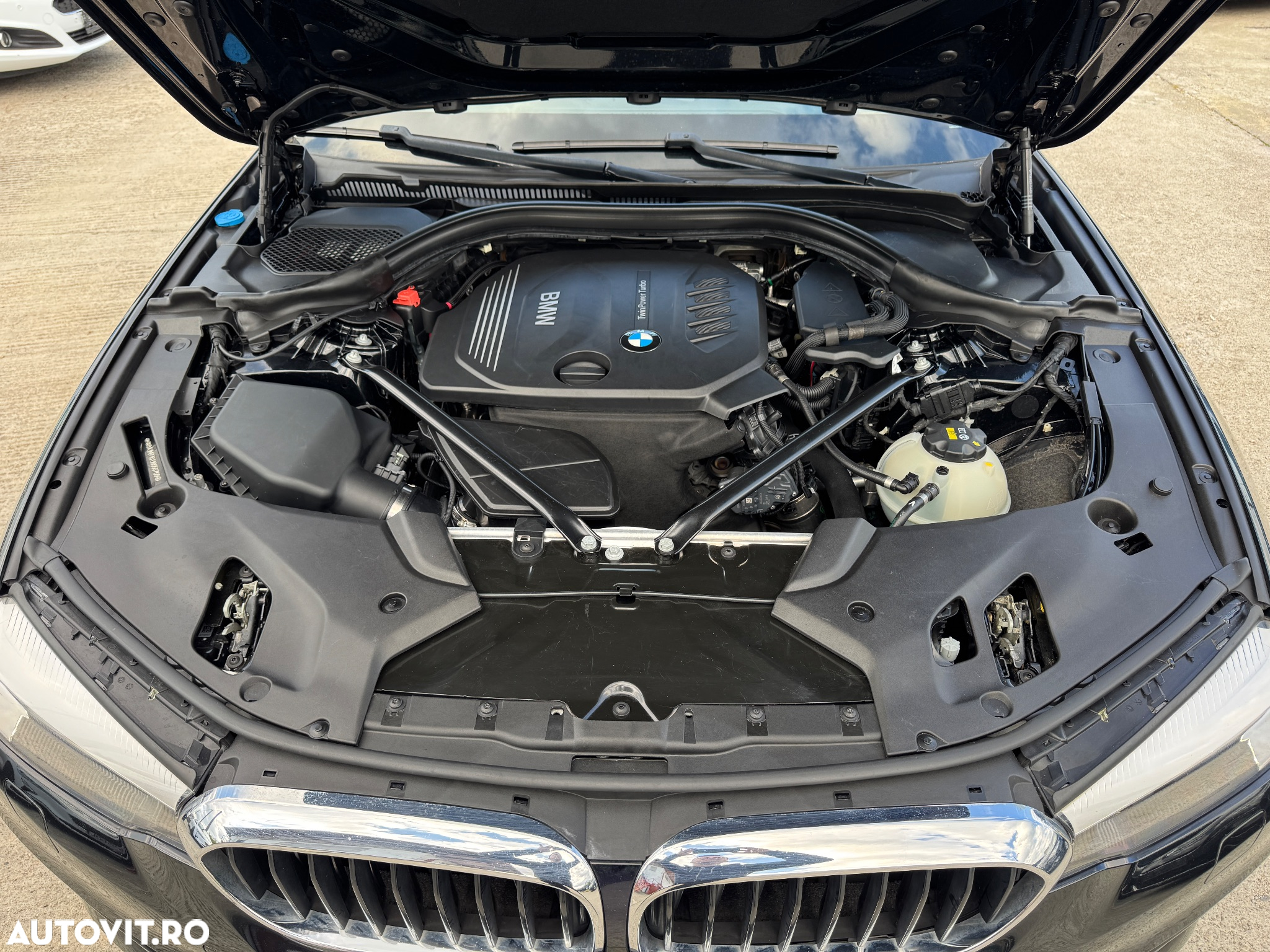 BMW Seria 5 520d Touring Aut. Sport Line - 15