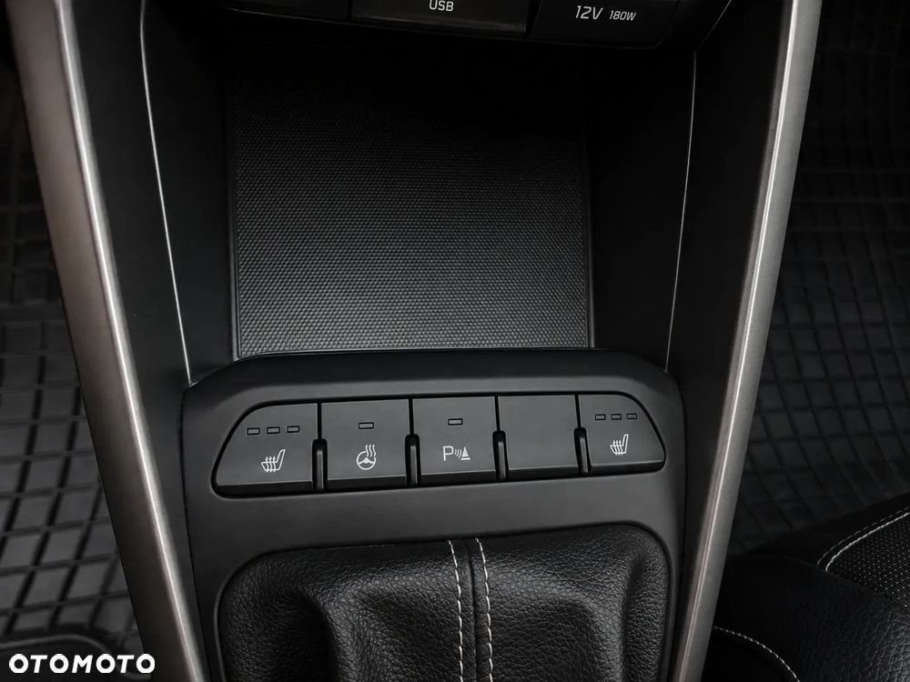 Kia Rio - 14
