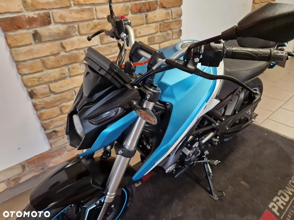 VOGE R125 - 17