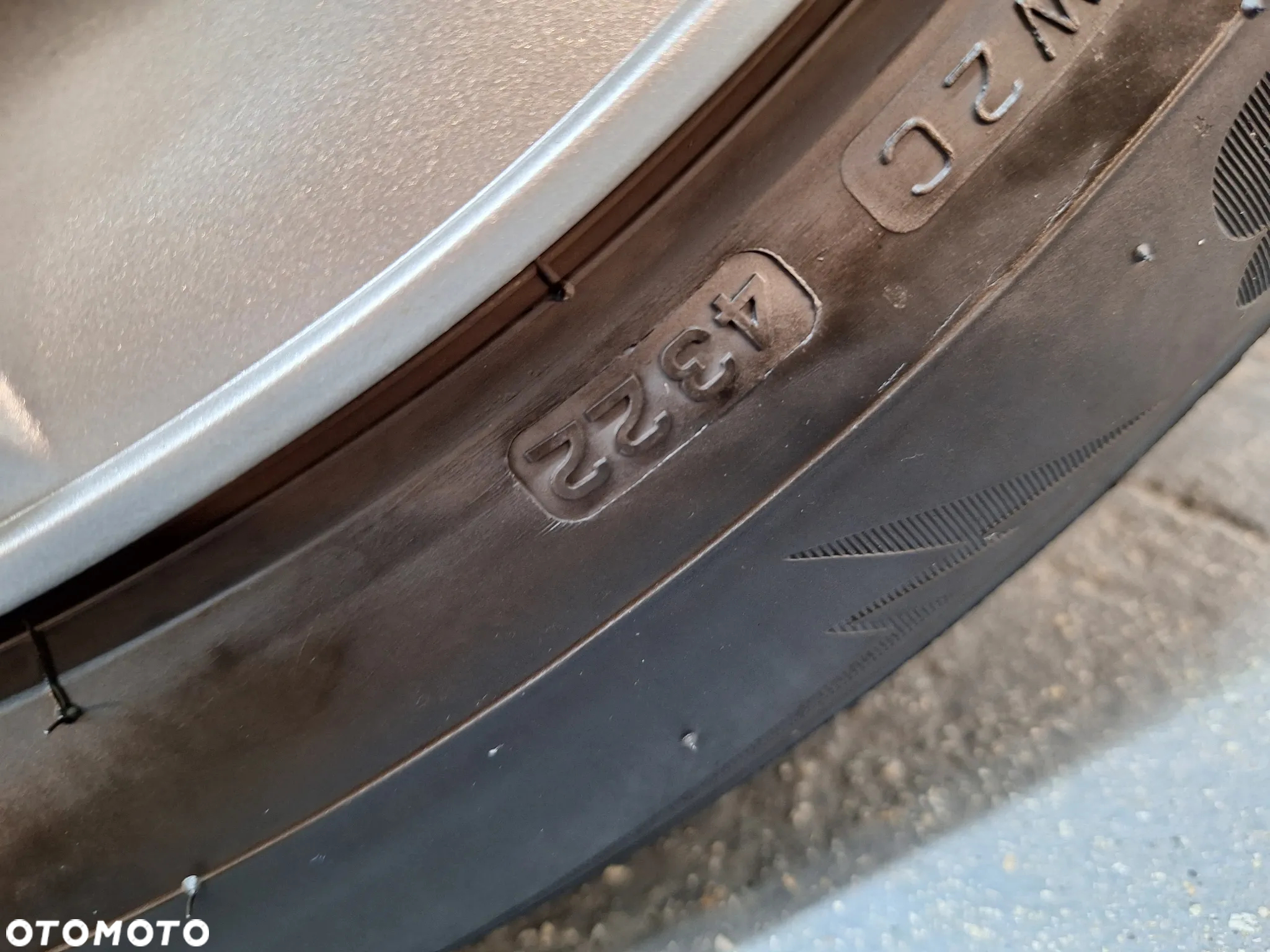 Volkswagen Golf - 8
