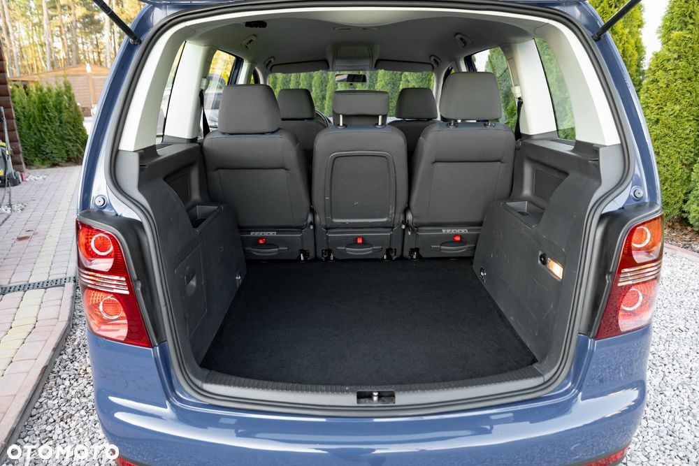 Volkswagen Touran 1.6 - 20