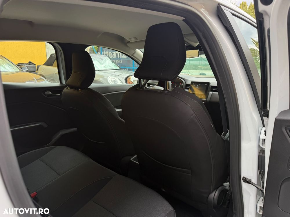 Renault Clio TCe 90 ZEN - 11