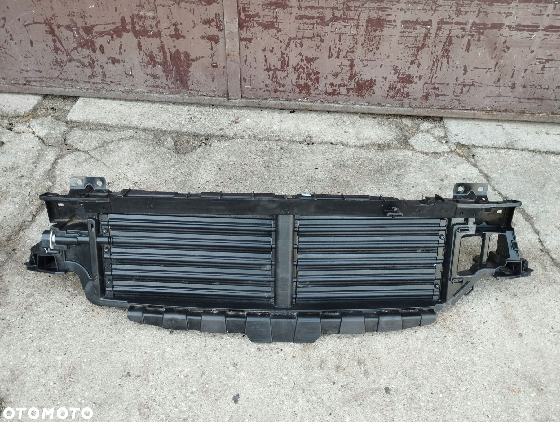Wlot Roleta Żaluzja Volvo XC60 II 31425365 - 11