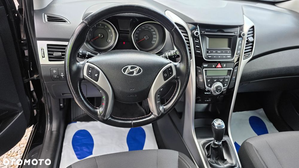 Hyundai i30 1.4 Fifa World Cup Edition - 15