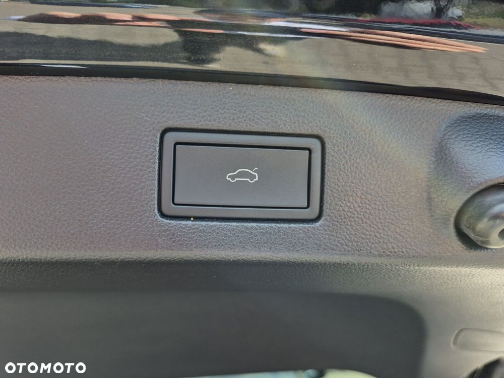 Volkswagen Arteon 2.0 TSI R-Line DSG - 25