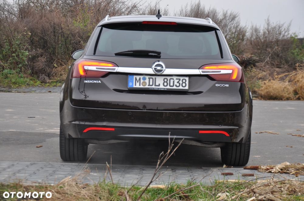 Opel Insignia 2.0 CDTI Cosmo S&S - 9