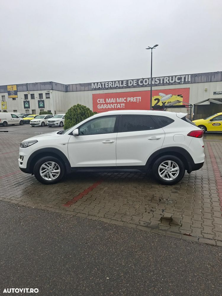 Hyundai Tucson - 2