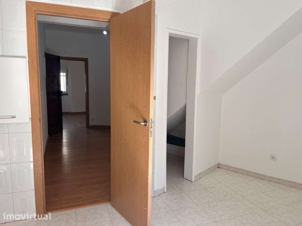 Apartamento T4, nas Mercês, Rio de Mouro - Grande imagem: 4/22