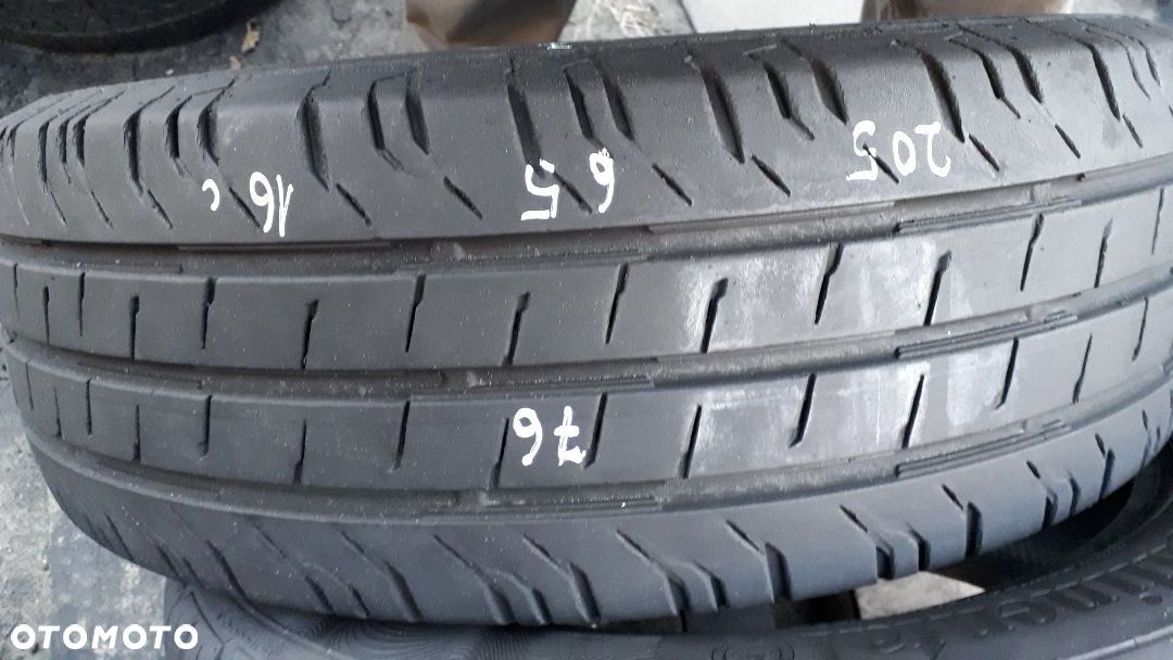 Continental 205/65/16c nr 76 - 1