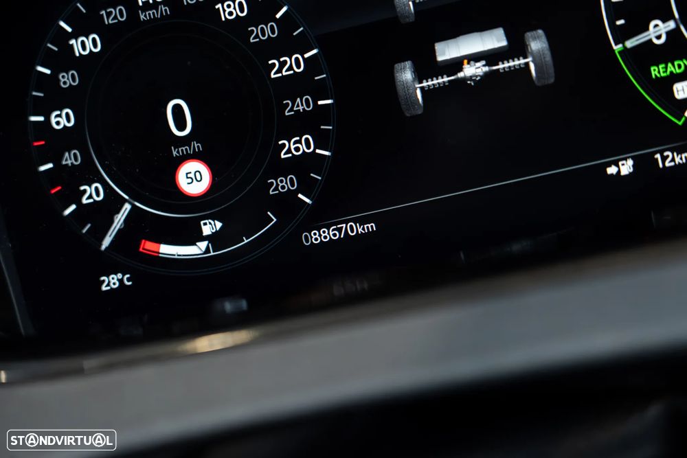 Land Rover Range Rover Evoque P300e R-Dynamic SE - 15