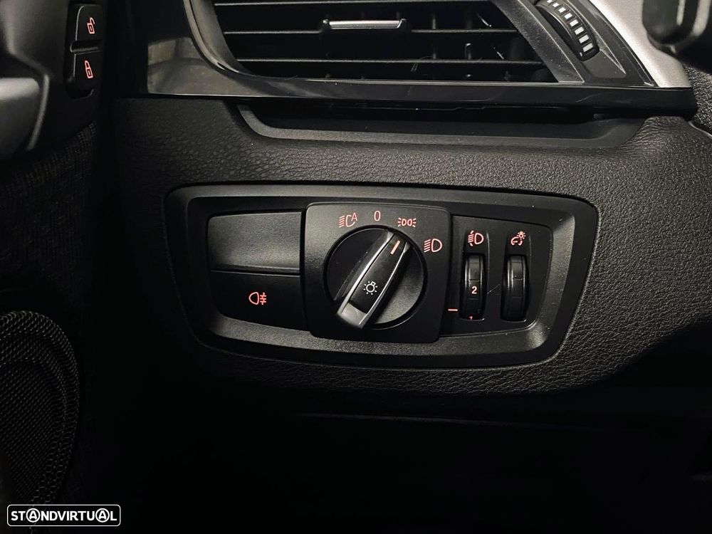 BMW X1 sDrive18d - 19