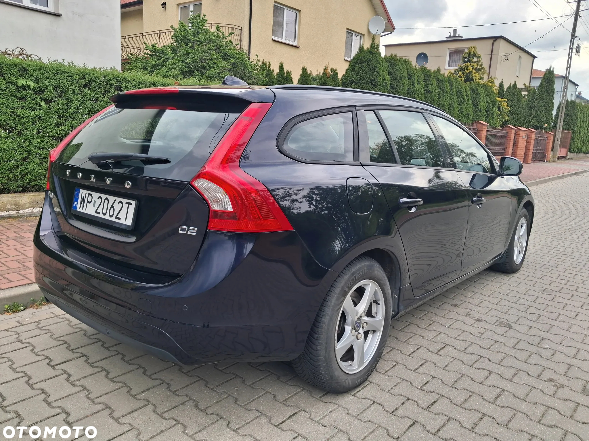 Volvo V60 D2 Geartronic Kinetic - 9