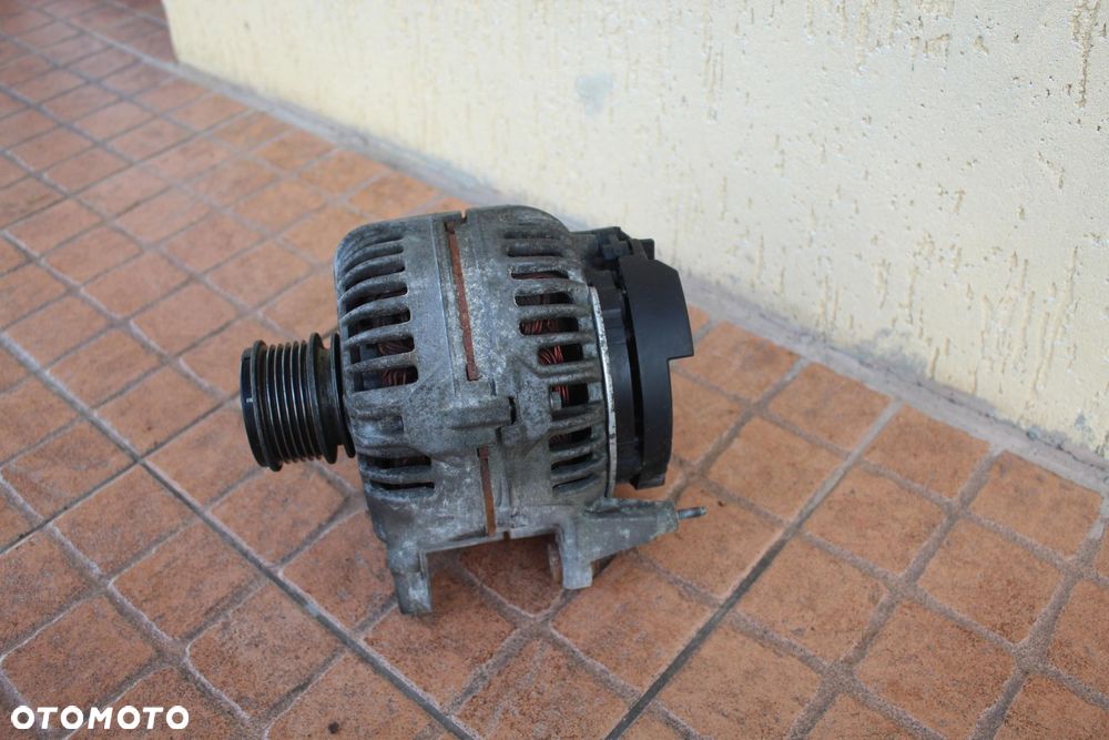 ALTERNATOR VW GOLF V 1.6 06F903023F - 2