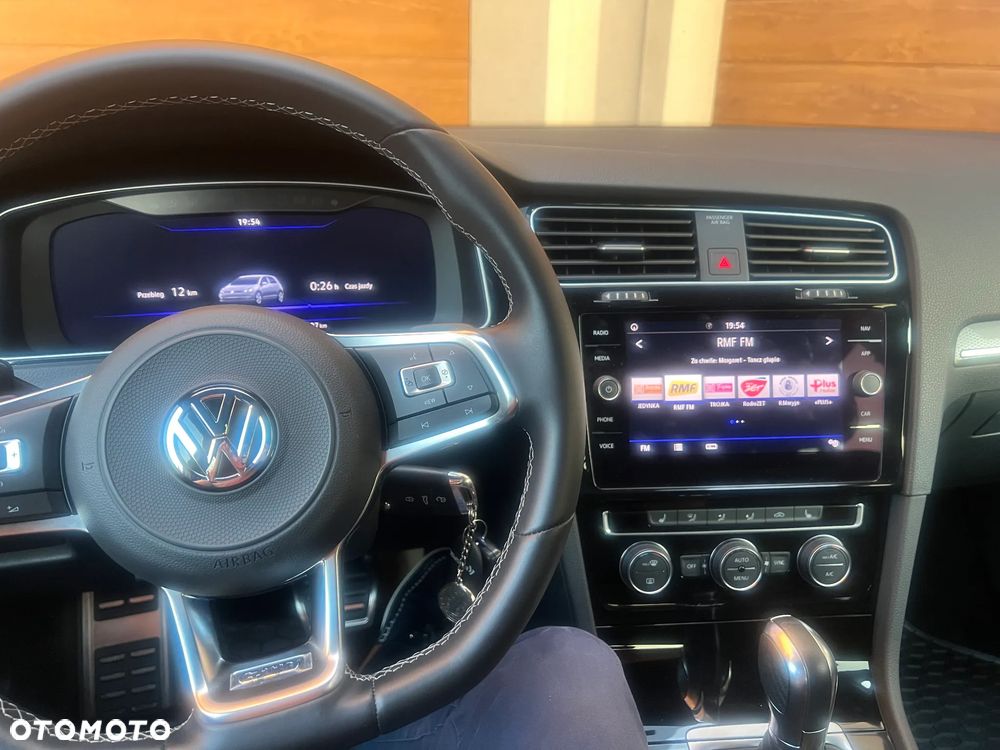 Volkswagen Golf 2.0 TDI BMT GTD DSG - 6