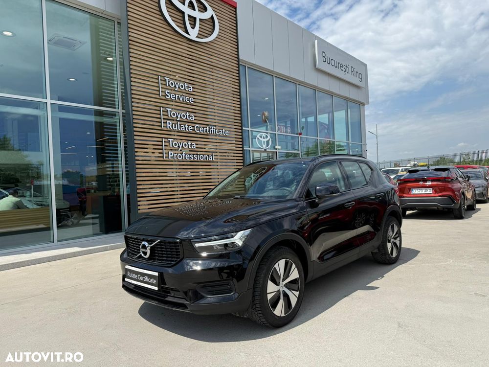 Volvo XC 40 T5 Twin Engine DKG Momentum Pro - 2