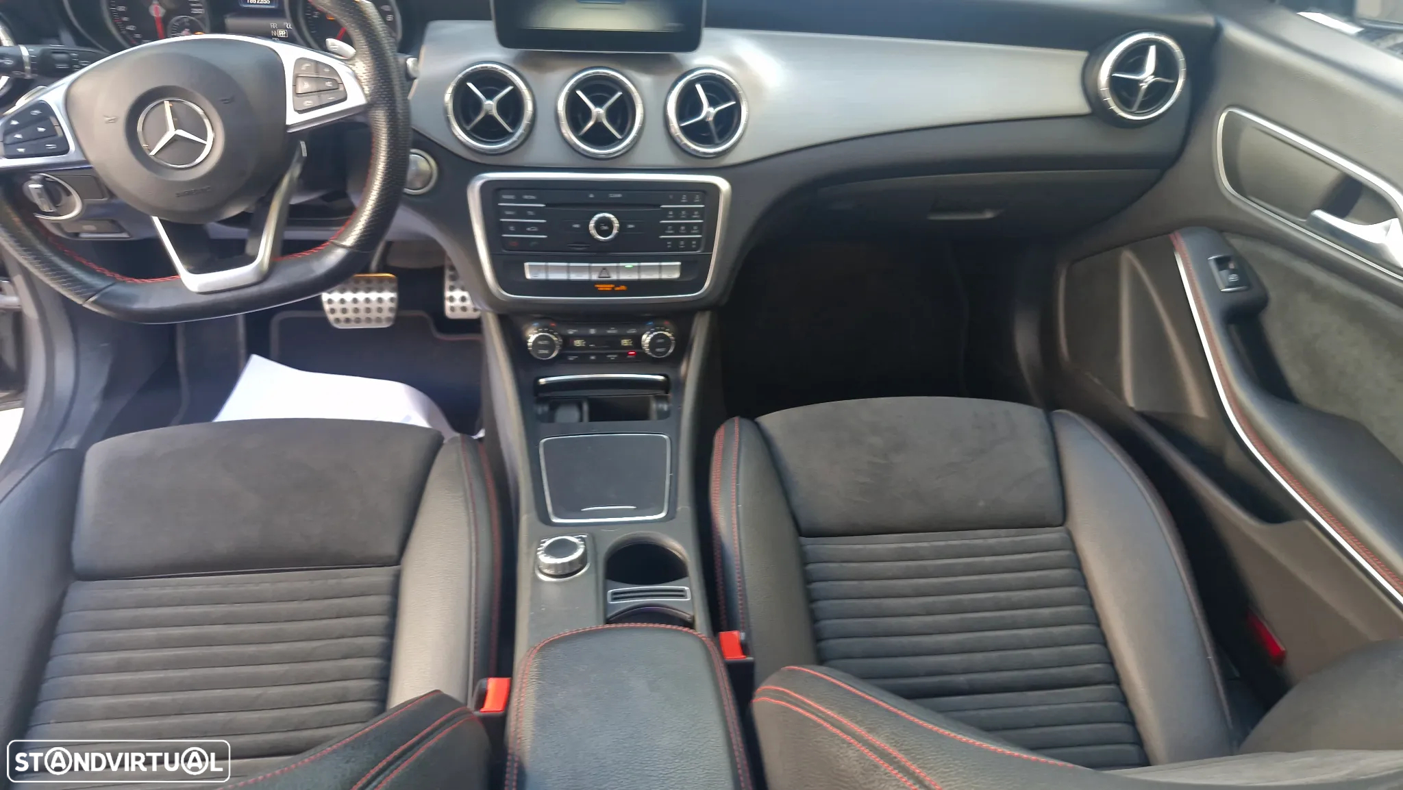 Mercedes-Benz CLA 200 d Shooting Brake AMG Line Aut. - 10
