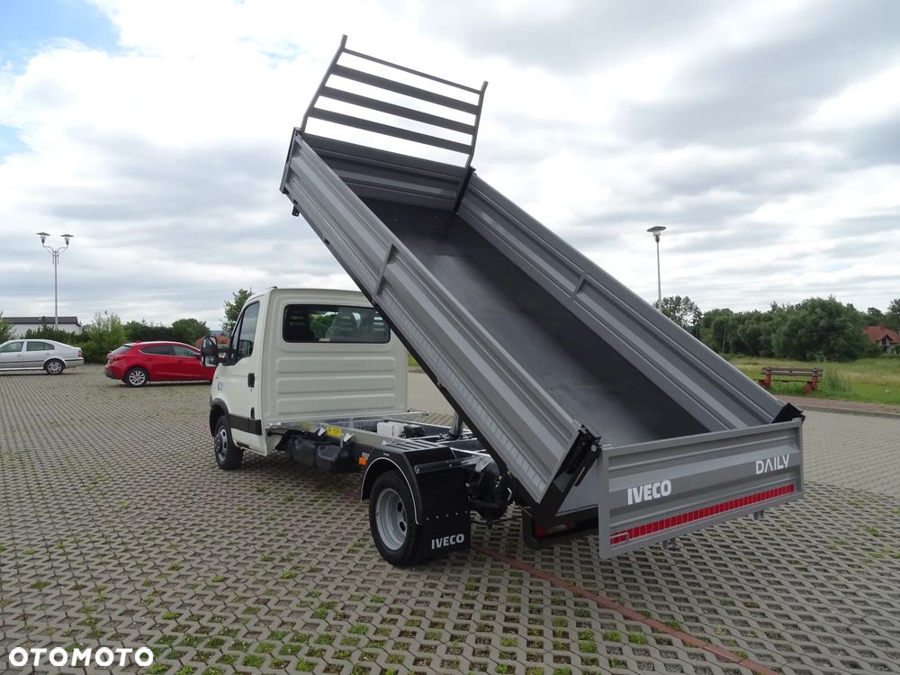 Iveco DAILY - 9