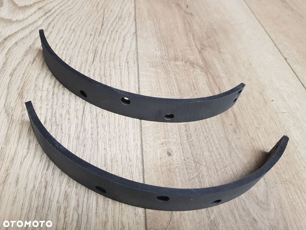 Okładziny tylnych szczęk hamulcowych z nitami V-Twin 23-0505 Harley FLH XL 44432-54 - 2