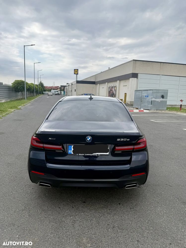 BMW Seria 5 530e xDrive Aut. M Sport Edition - 7