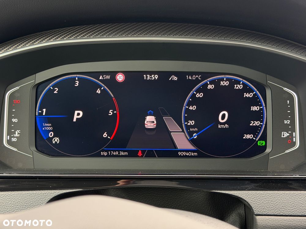 Volkswagen Arteon 2.0 TDI SCR DSG R-Line - 30