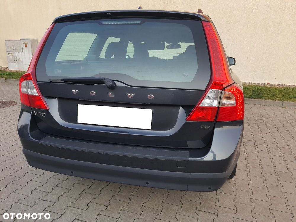 Volvo V70 2.0 - 12