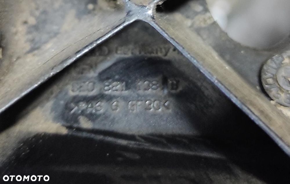 AUDI A4 B6 ŚLIZG MOCOWANIE WSPORNIK BŁOTNIKA LEWY PRAWY PRZÓD - 3