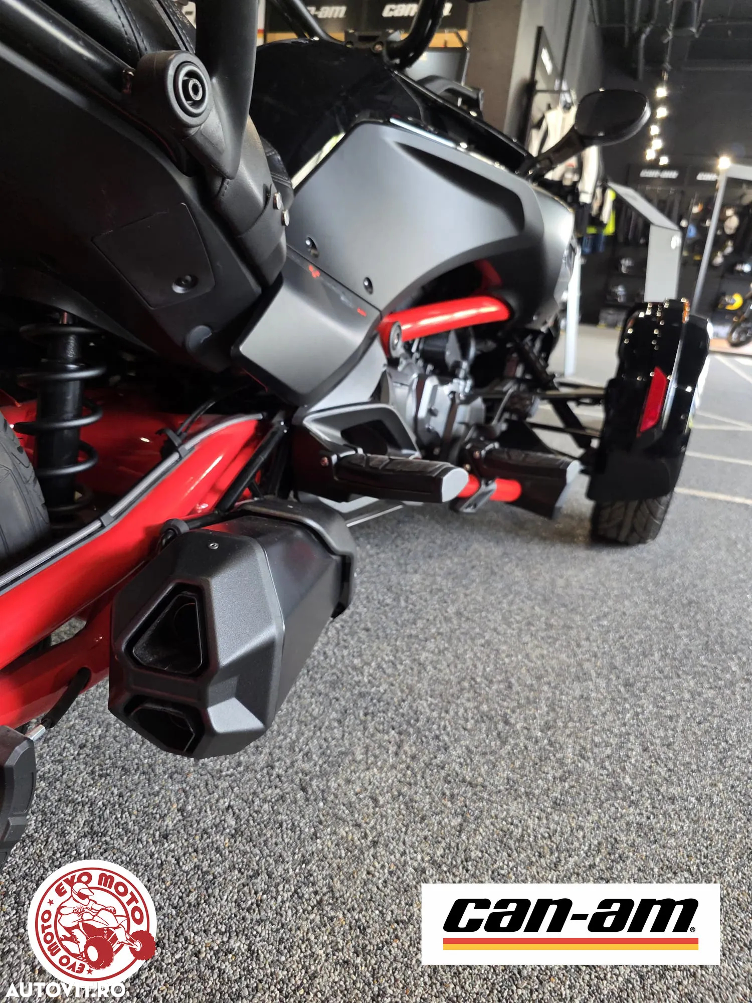 Can-Am Spyder - 3