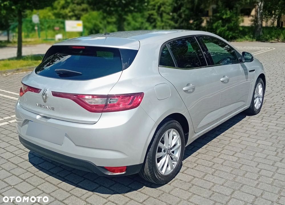 Renault Megane 1.5 dCi Energy Life EU6 - 31