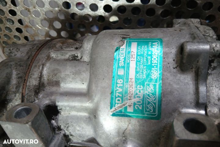 Compresor AC 5S61-19D629-AA 5S61-19D629-AA Ford Fiesta 5 [2001 - 2007 - 5