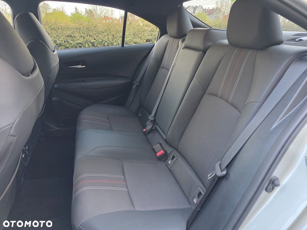 Toyota Corolla 1.8 Hybrid GR Sport - 19