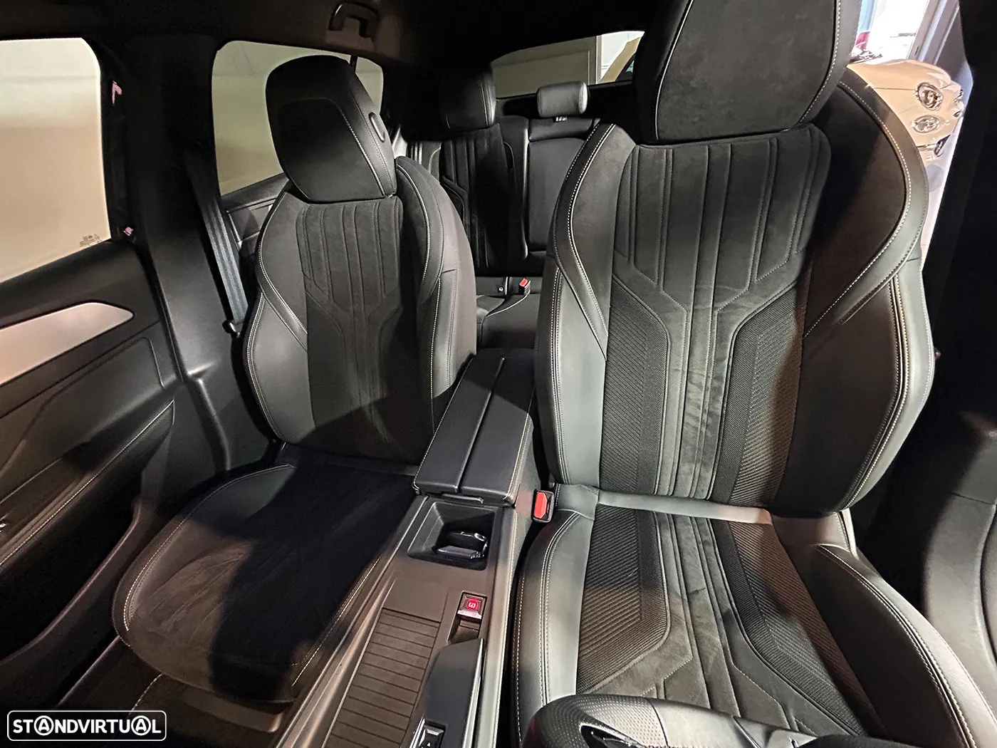 Peugeot 408 1.6 Hybrid GT e-EAT8 - 21