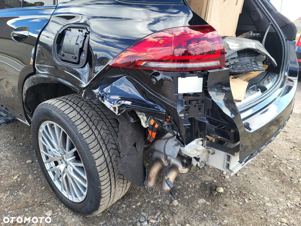 Mercedes-Benz GLE 350 de 4-Matic Advanced Plus - 26