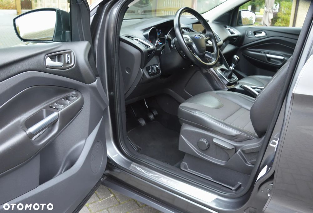 Ford Kuga - 17