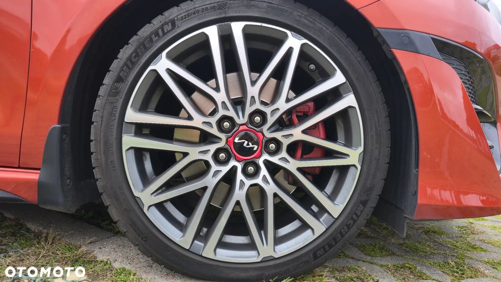 Kia Ceed 1.6 T-GDI GT DCT - 14