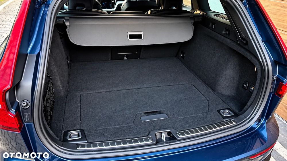 Volvo V60 B4 D Geartronic RDesign - 20