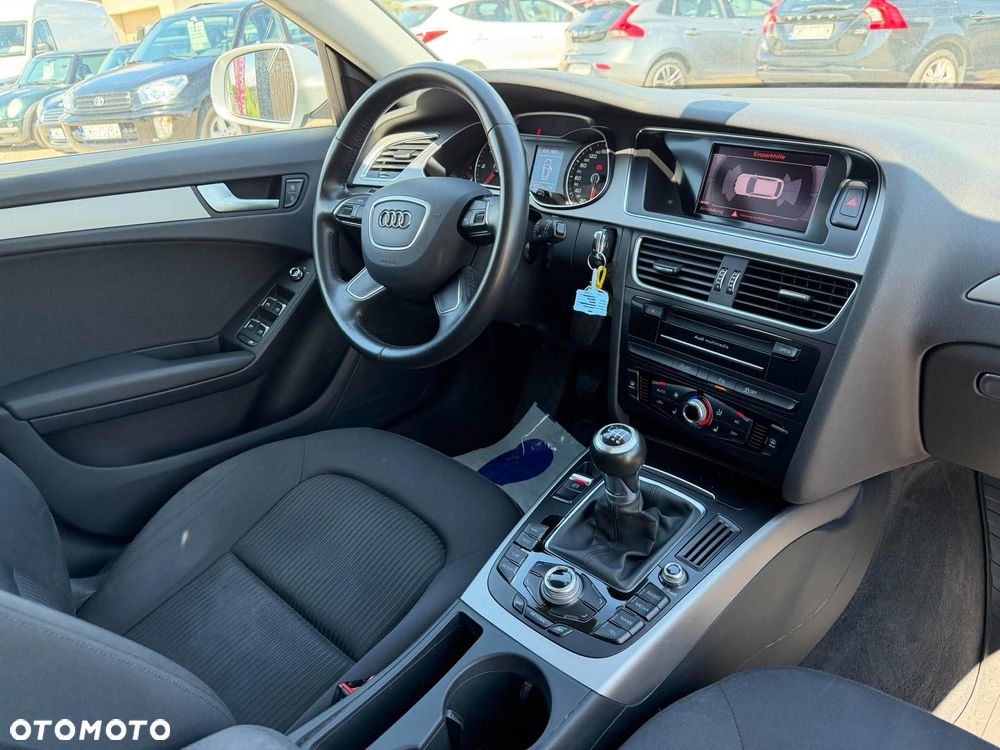 Audi A4 Avant 2.0 TDI DPF Ambiente - 10