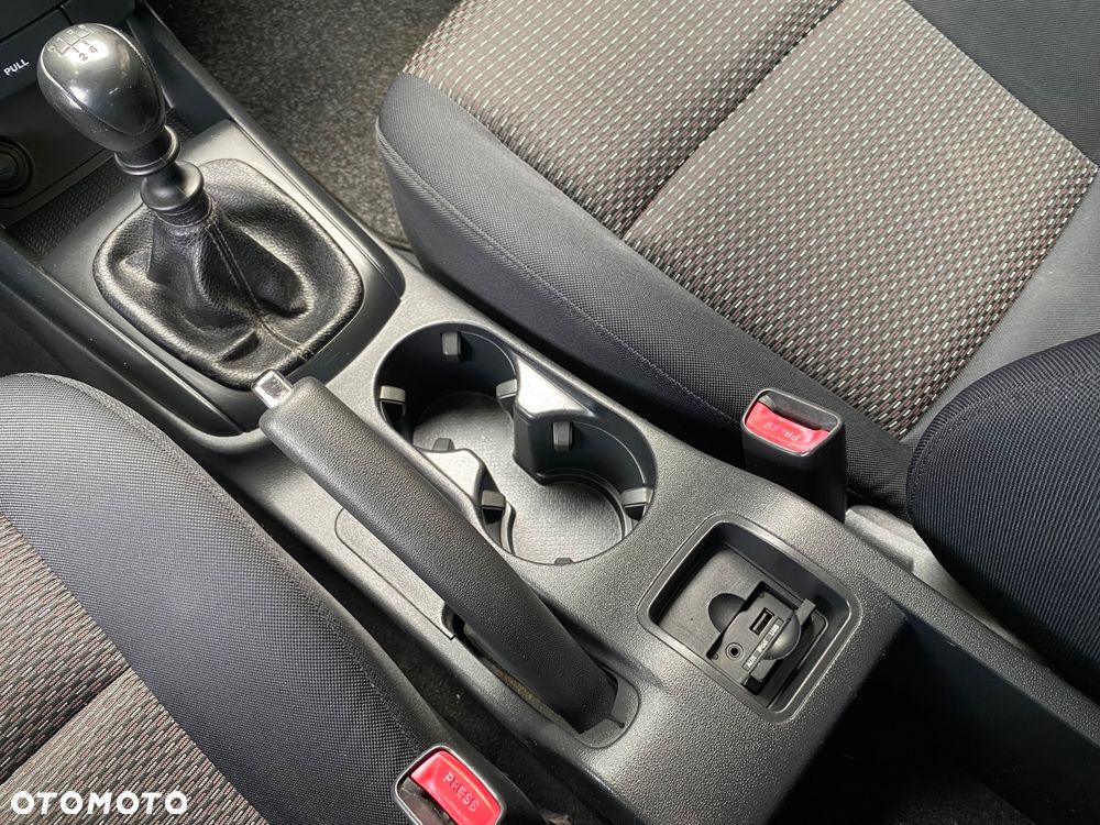 Hyundai i30 1.6 CRDi Style - 36