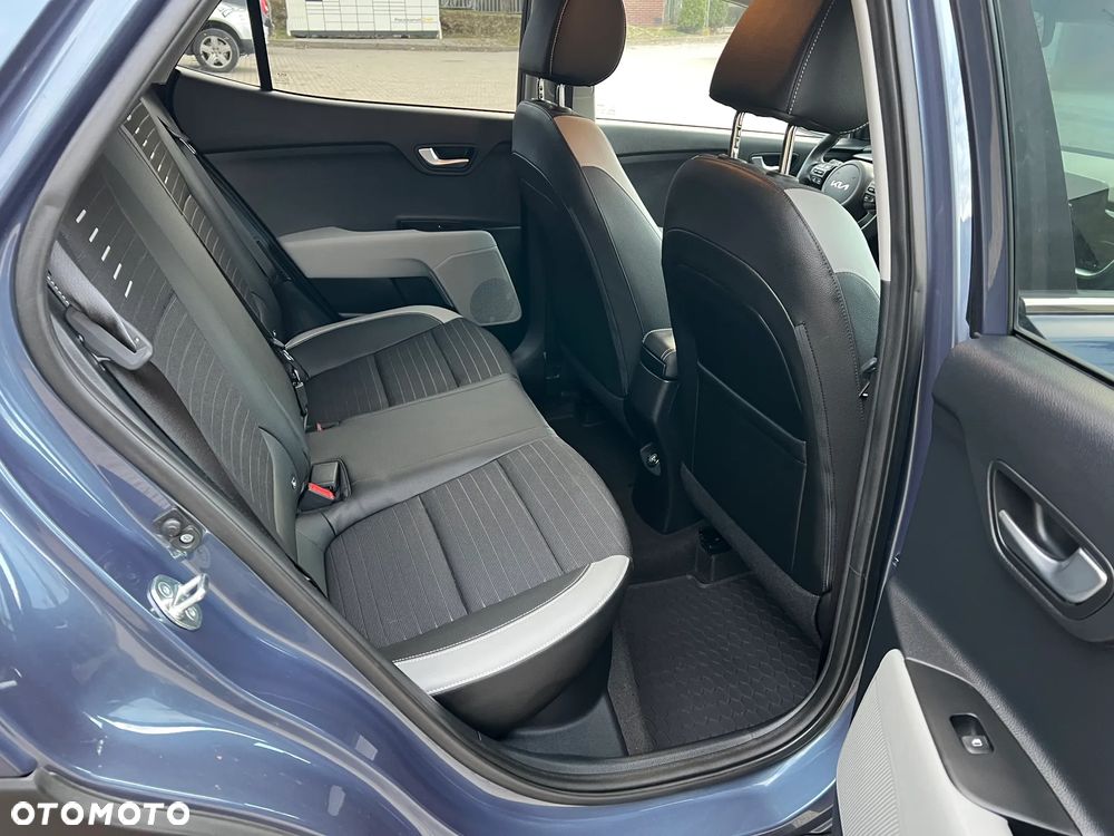 Kia Stonic 1.0 T-GDI MHEV GT Line DCT - 12