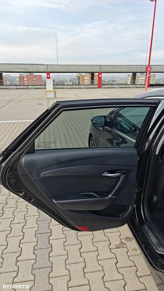 Hyundai i40 1.7 CRDi Comfort DCT - 6