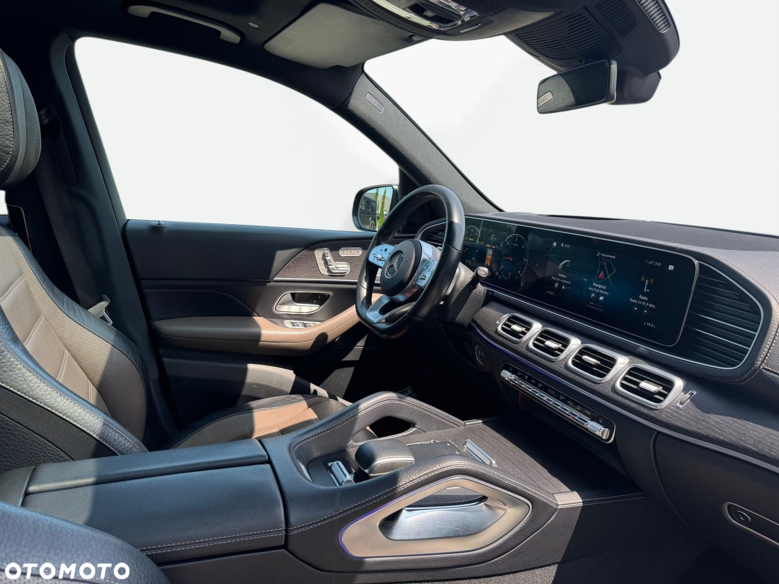 Mercedes-Benz GLS - 17