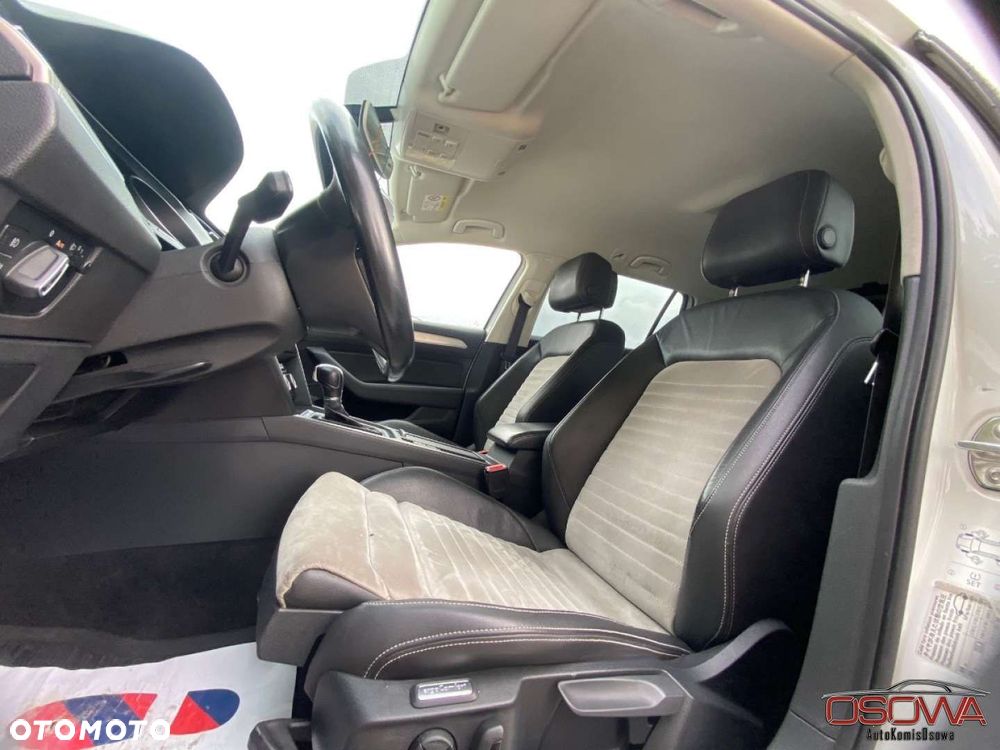 Volkswagen Passat - 23