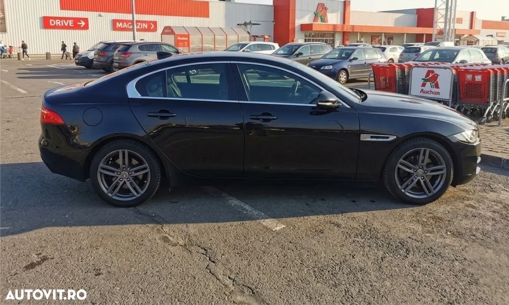 Jaguar XE E-Performance Aut. Prestige - 11
