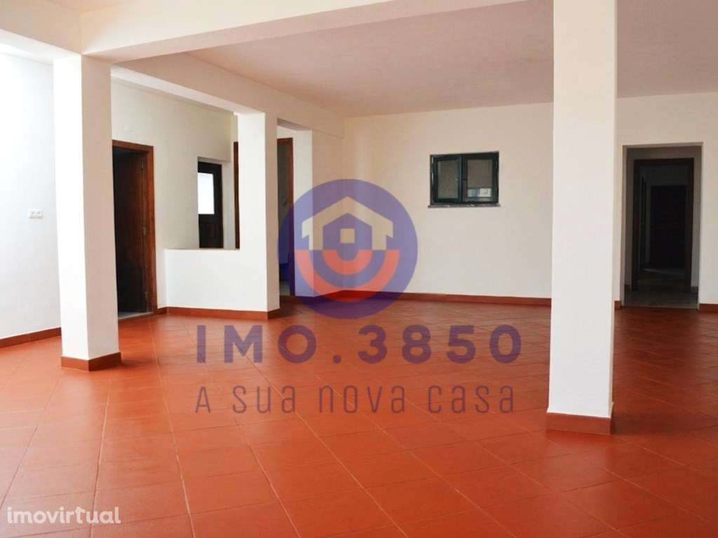 Moradia T4 c/ excelentes áreas - Grande imagem: 5/25