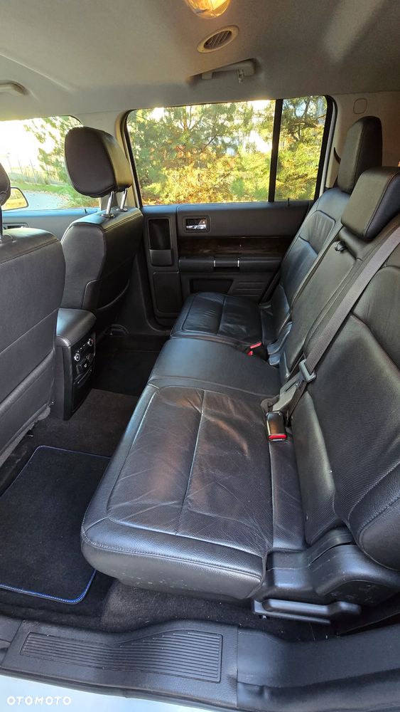 Ford Flex - 13