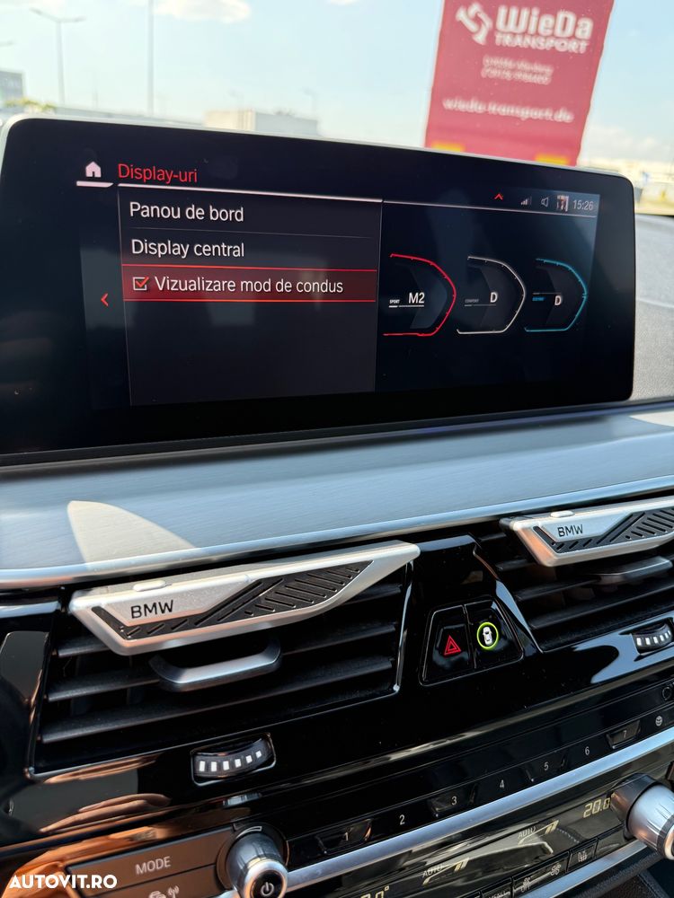 BMW Seria 5 530d xDrive AT - 27