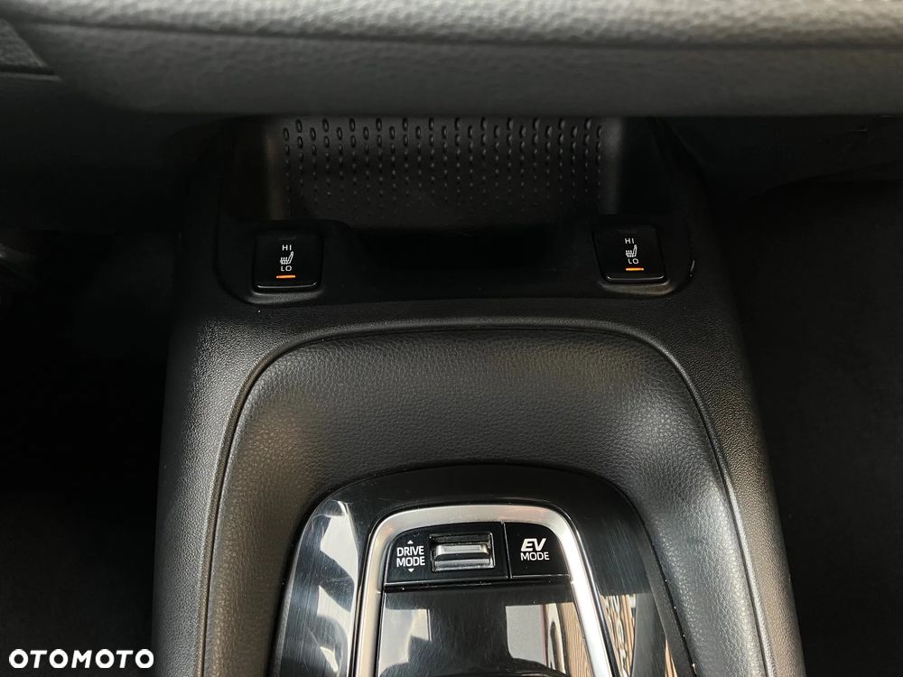 Toyota Corolla 2.0 Hybrid Comfort - 30
