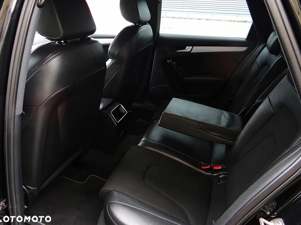 Audi A4 Avant 2.0 TDI DPF S line Sportpaket - 36