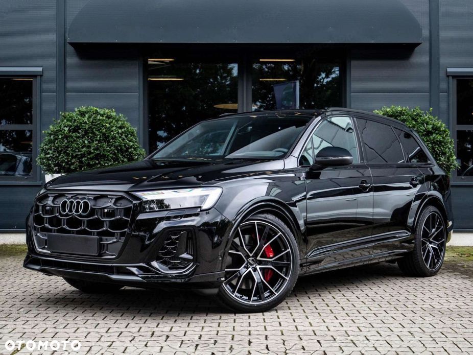 Audi Q7 - 1